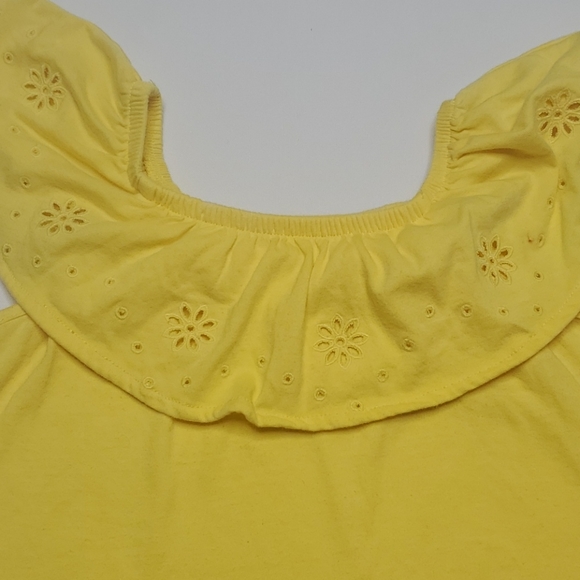 Old Navy Eyelet Collar Top - Picture 4 of 6